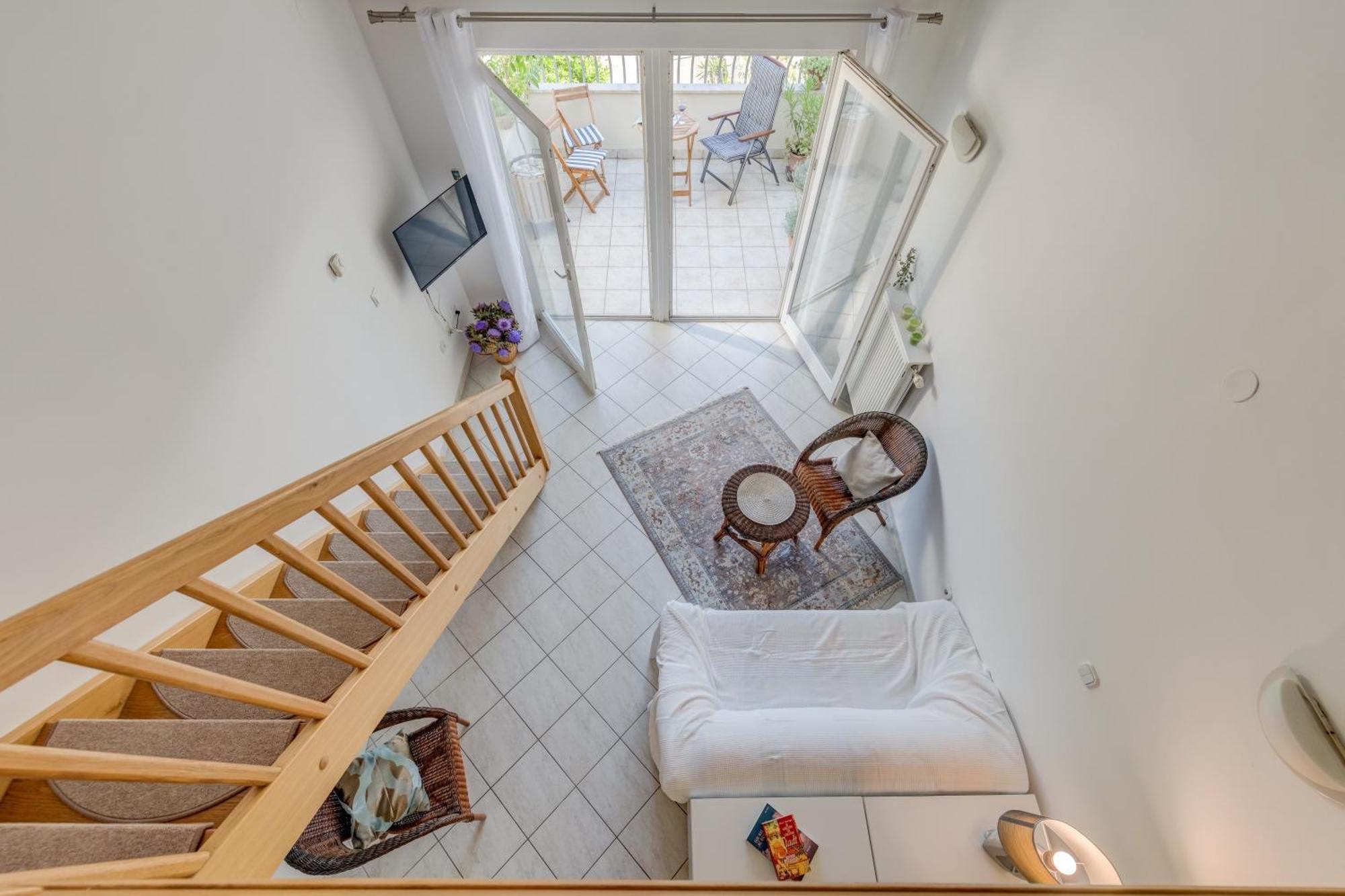 Beachfront Apartment Milan, With Balcony Split Kültér fotó